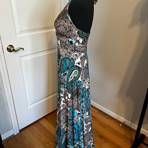 V-neck Turquoise & Green Halter Maxi Dress - Picture 2 of 7